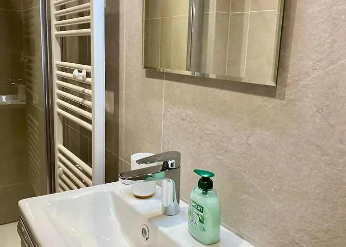 Le Nid Des Soeurs Macarons Нанси